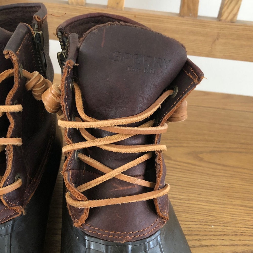 Sperry waterproof boots - Picture 2 of 6